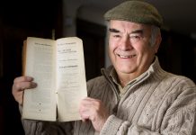 Sherlock Holmes ressuscita