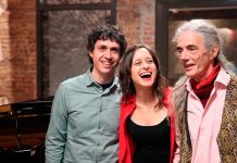 Un recital peculiar de poemes d’Enric Casasses a l’ETC