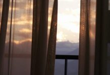 3:04 AM, el misteriós i apassionant thriller d’Ama Lean