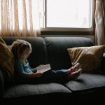 kid-reading-sitting-child-furniture-pillow-83264-pxhere.com