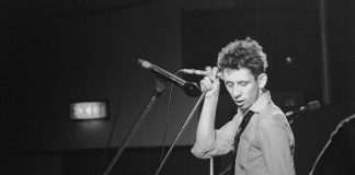 Crítica de “Crock of Gold: A Few Rounds with Shane MacGowan”