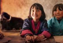 CINECLUB VIC. Lunana, un iac a l’escola