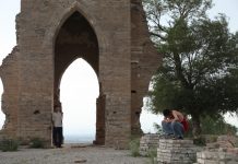 Crítica de ‘Stars And The Moon’, de Yongkang Tang