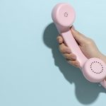 composicion-de-telefono-rosa-vintage